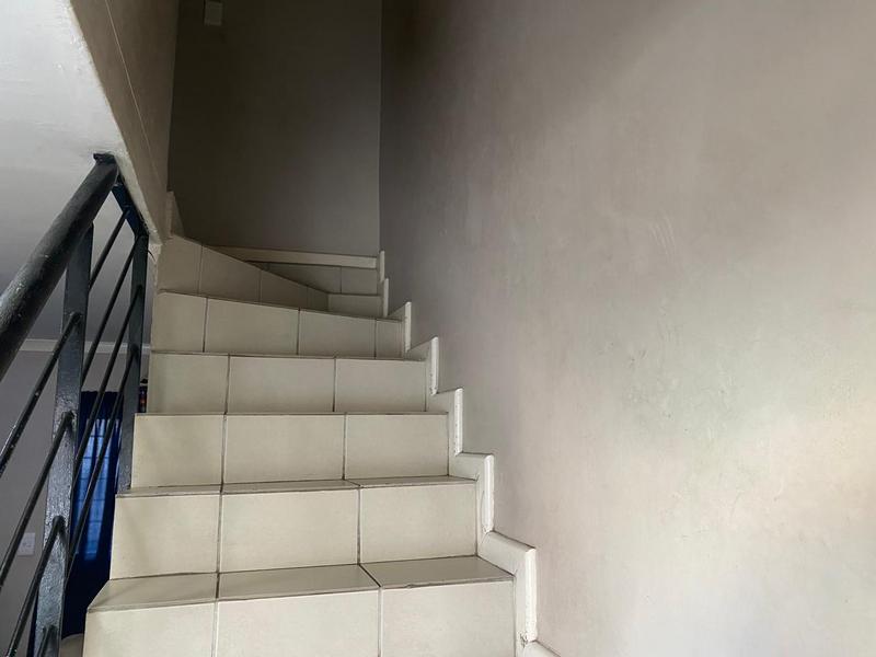 2 Bedroom Property for Sale in Maitland Western Cape